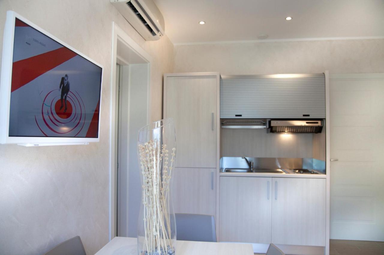 Marina Beach Suite Hotel Rimini Exterior foto