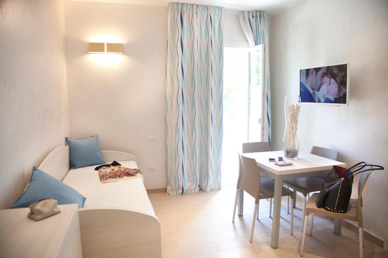 Marina Beach Suite Hotel Rimini Exterior foto