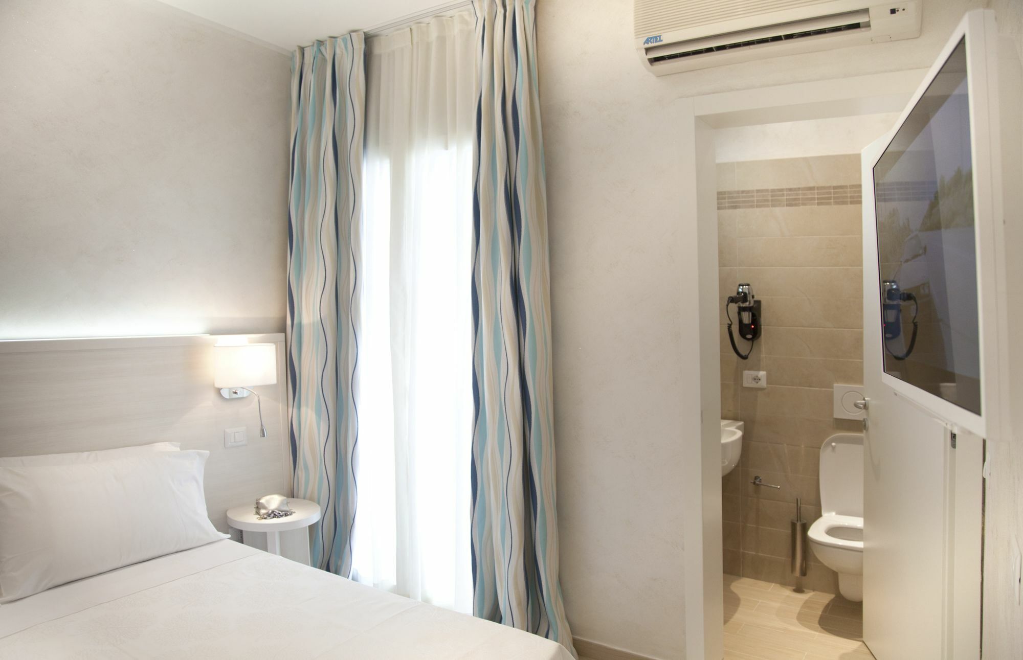 Marina Beach Suite Hotel Rimini Exterior foto